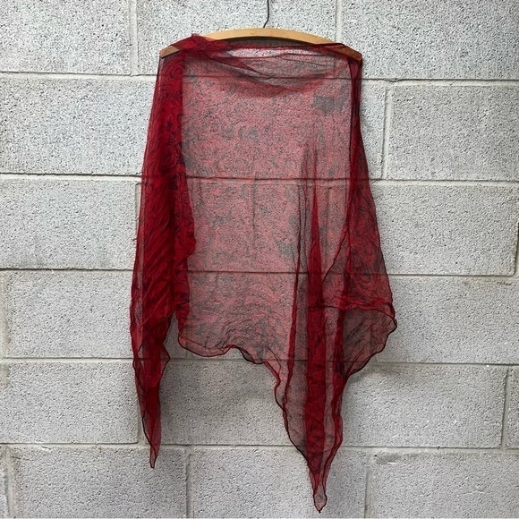 Red and Black Rose Scarf - Picture 1 of 3